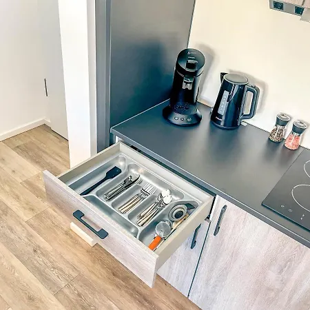 Stilvolles Mit Parkplatz, Barrierefrei شقة *